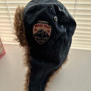 Benetton Kids Trapper Hat Faux Fur Ear Flap Winter Hat Size M (7–8)